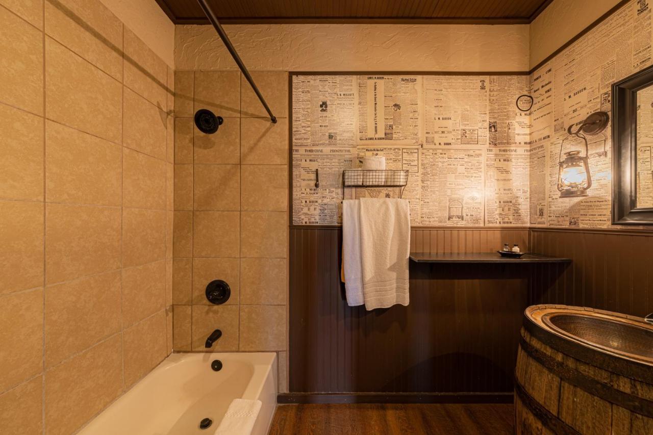 -Pet Friendly- Miners Cabin #6 - King Bed With Private Balcony 图姆斯顿 外观 照片