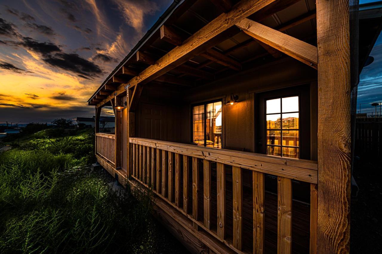 -Pet Friendly- Miners Cabin #6 - King Bed With Private Balcony 图姆斯顿 外观 照片